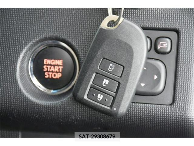 Toyota SPADE 2017-09 375444-8