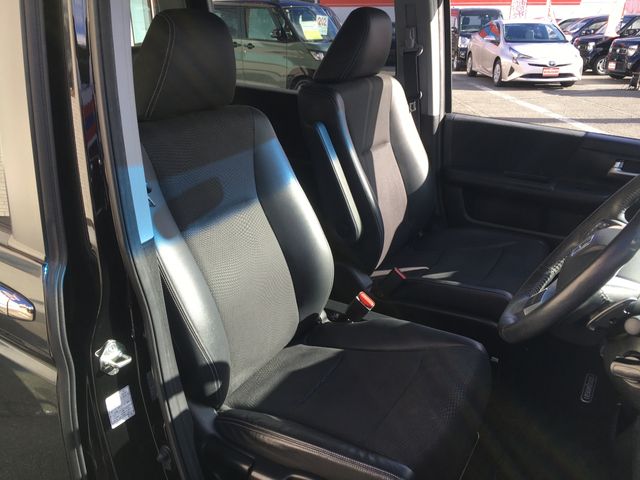 Honda e 2014-05 28208-8