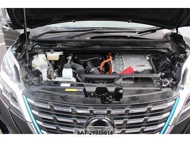 Nissan SERENA 2021-03 325103-18