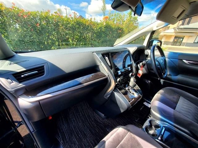 Toyota VELLFIRE 2018-06 19057-7