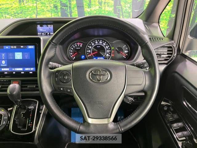Toyota VOXY 2018-08 337215-12