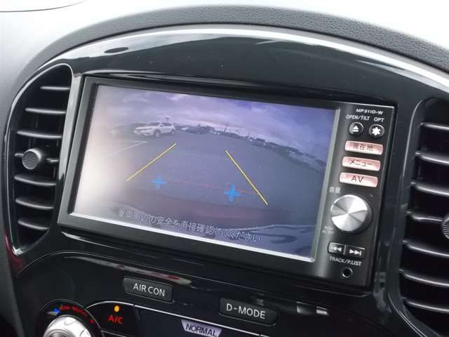 Nissan JUKE 2012-05 10812-4