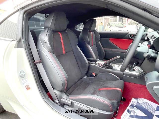 Toyota 86 2022-01 342587-9