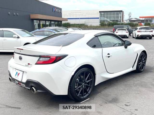 Toyota 86 2022-01 342587-17