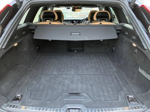Volvo CROSS COUNTRY 2017-12 26523-13