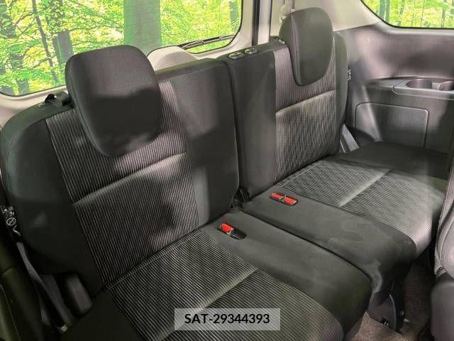 Nissan SERENA 2019-12 338782-10