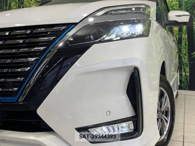 Nissan SERENA 2019-12 338782-13