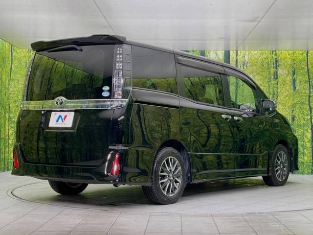 Toyota VOXY 2015-02 191788-18