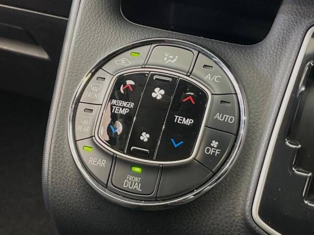 Toyota VOXY 2015-02 191788-7