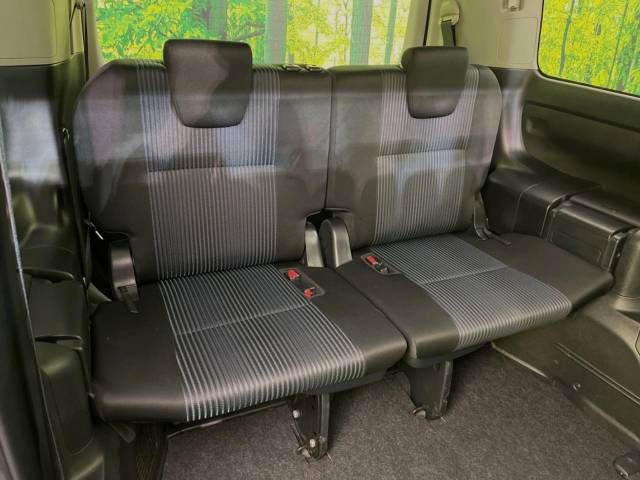 Toyota VOXY 2015-02 191788-11