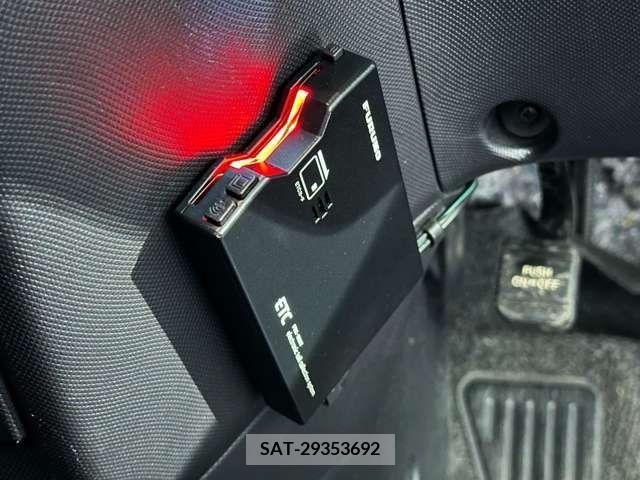 Toyota ESTIMA 2018-05 382844-15