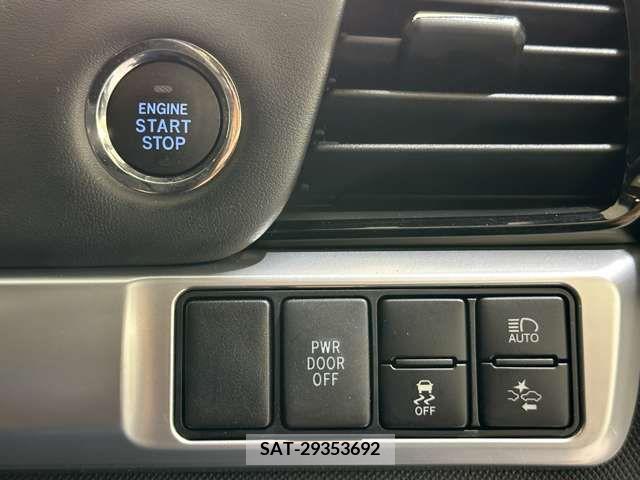 Toyota ESTIMA 2018-05 382844-13