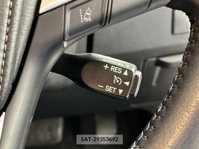 Toyota ESTIMA 2018-05 382844-12
