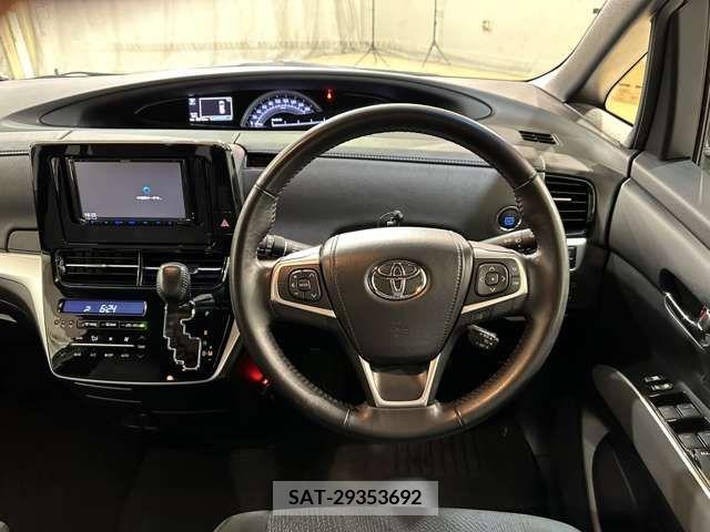 Toyota ESTIMA 2018-05 382844-9