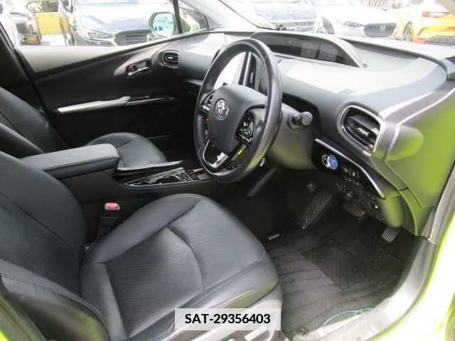 Toyota PRIUS 2019-01 352924-11