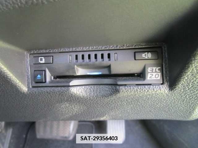 Toyota PRIUS 2019-01 352924-21