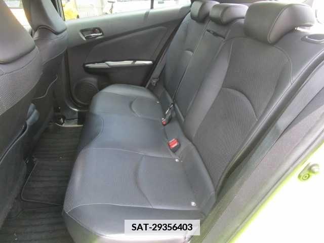 Toyota PRIUS 2019-01 352924-29