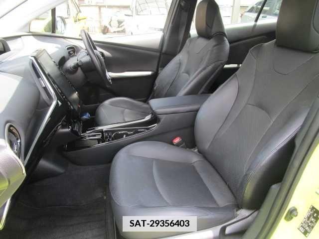 Toyota PRIUS 2019-01 352924-28