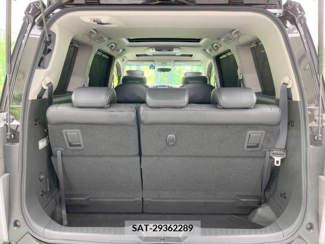 Nissan ELGRAND 2014-02 332206-10