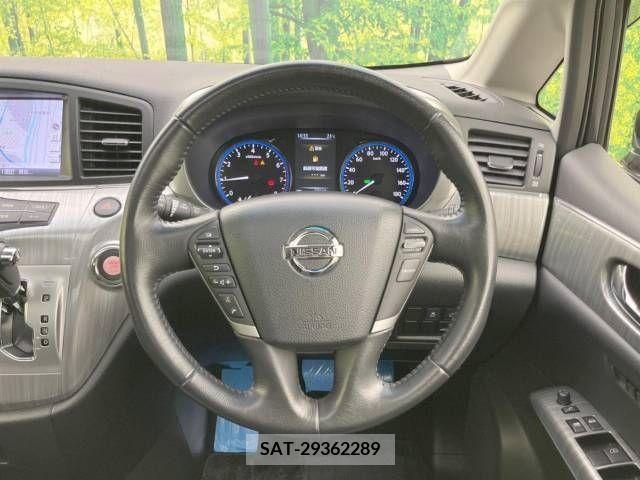 Nissan ELGRAND 2014-02 332206-11