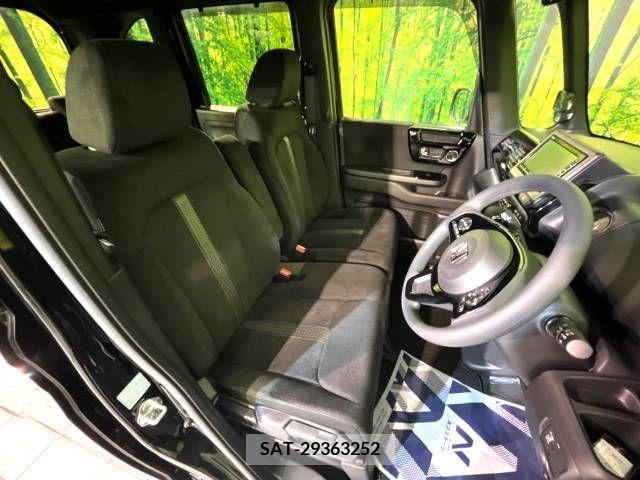 Honda N BOX CUSTOM 2021-10 246543-8
