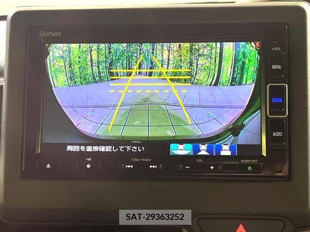 Honda N BOX CUSTOM 2021-10 246543-4