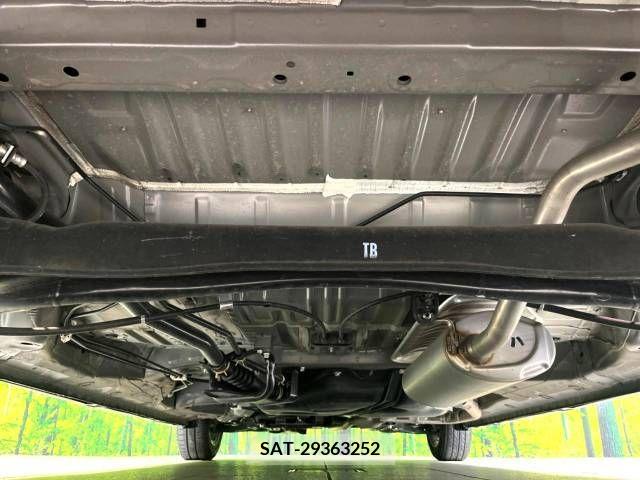 Honda N BOX CUSTOM 2021-10 246543-19