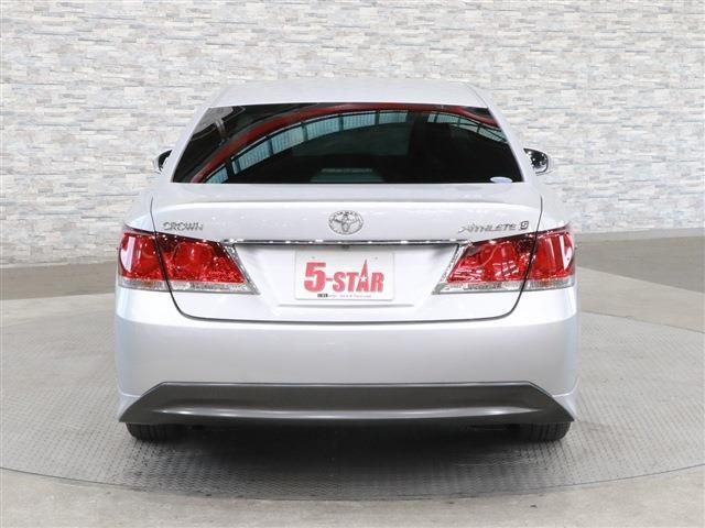 Toyota CROWN SEDAN 2015-03 28211-7
