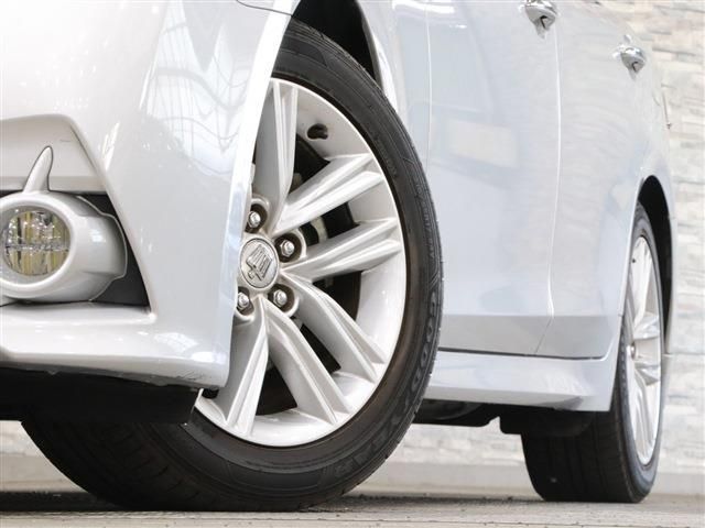 Toyota CROWN SEDAN 2015-03 28211-9
