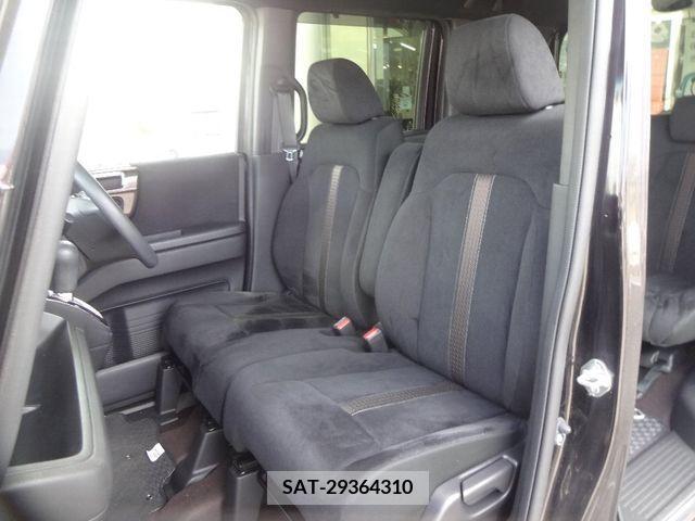 Honda N BOX CUSTOM 2018-09 234236-9