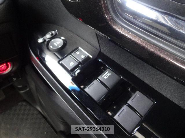 Honda N BOX CUSTOM 2018-09 234236-21