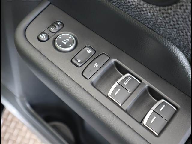 Honda e 2023-06 4639-12