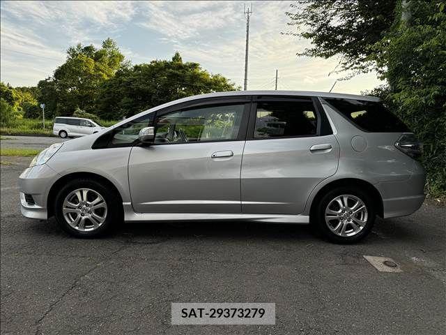 Honda FIT SHUTTLE HYBRID 2011-11 386242-5