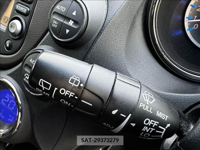 Honda FIT SHUTTLE HYBRID 2011-11 386242-27