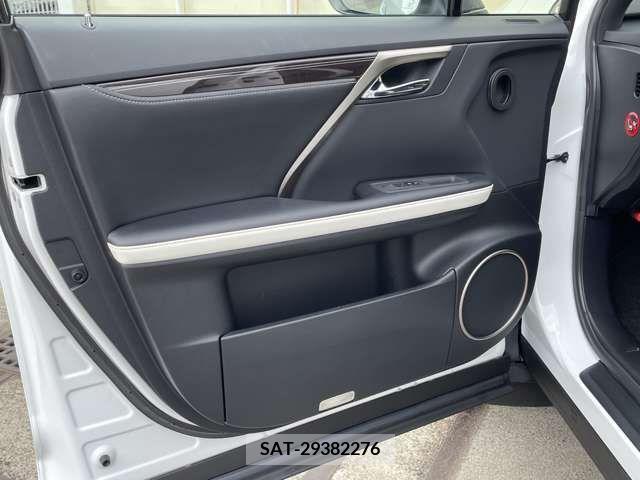 Lexus RX 2020-07 282614-17