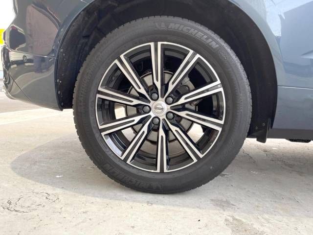 Volvo XC60 2019-07 196140-13