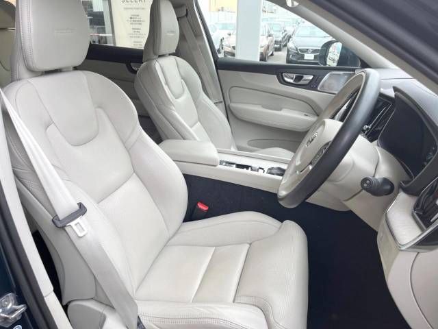 Volvo XC60 2019-07 196140-8