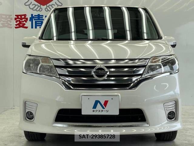Nissan SERENA 2011-11 386747-10