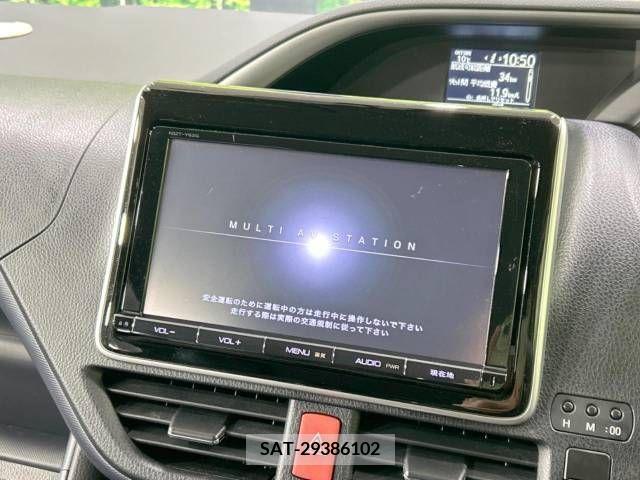 Toyota VOXY 2015-04 288852-2