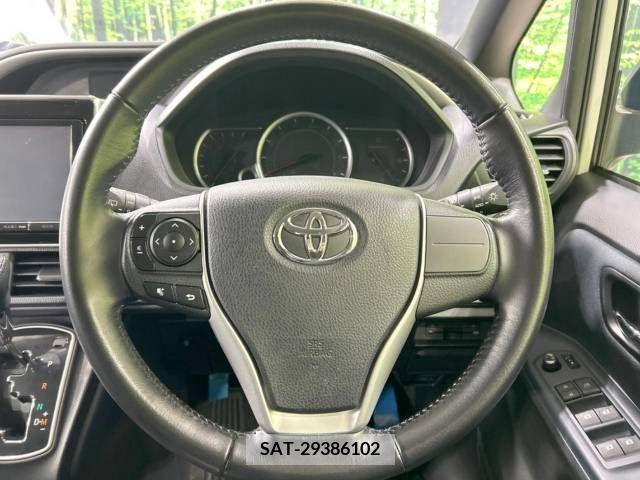 Toyota VOXY 2015-04 288852-12