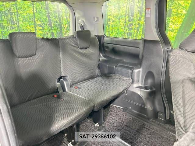 Toyota VOXY 2015-04 288852-10