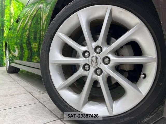 Lexus CT 2011-07 215633-13