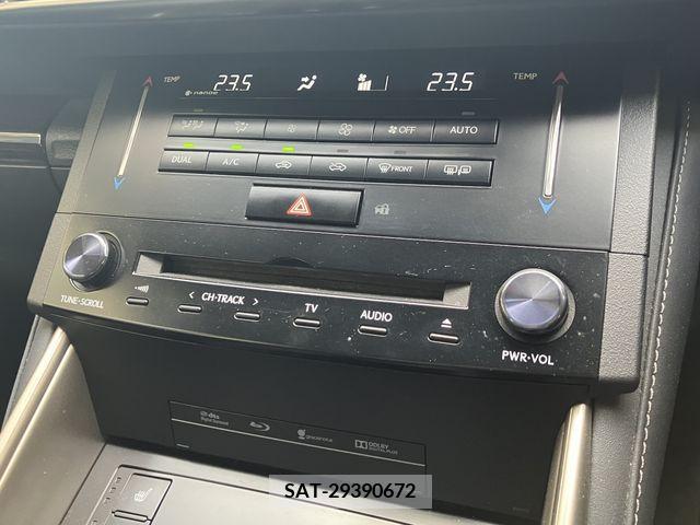 Lexus IS 2013-09 275449-7