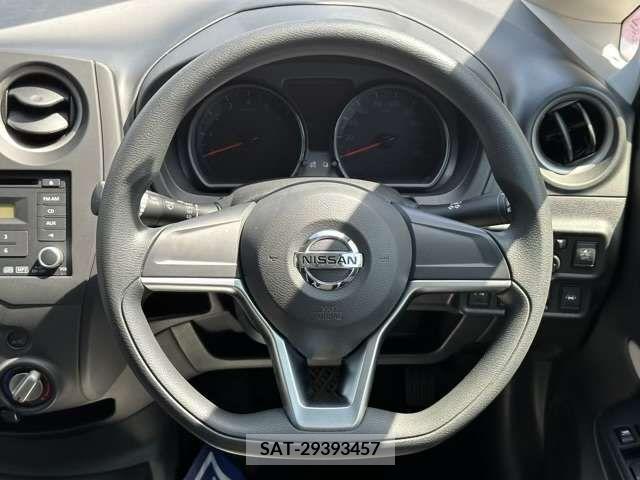 Nissan NOTE 2019-02 302423-5