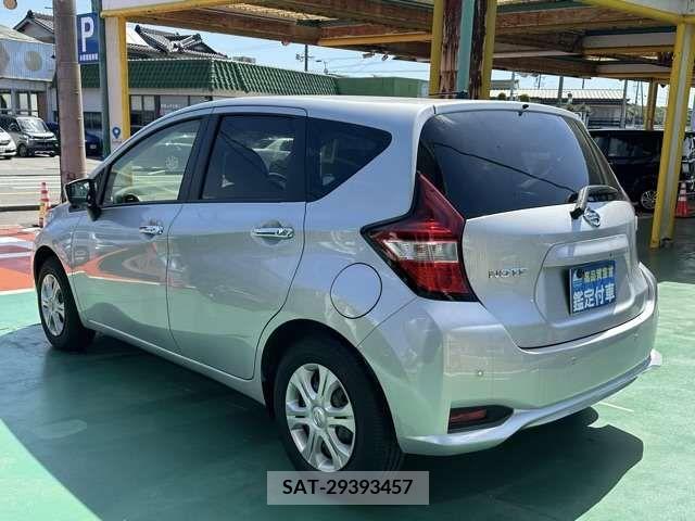 Nissan NOTE 2019-02 302423-1