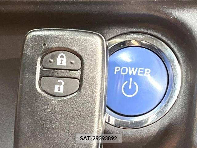Toyota AQUA 2012-07 314092-4