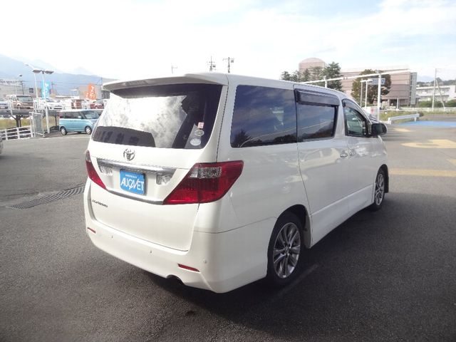 Toyota ALPHARD 2010-05 12540-1