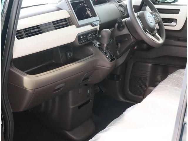 Honda N BOX 2023-08 189872-27