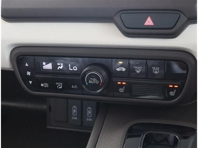 Honda N BOX 2023-08 189872-6