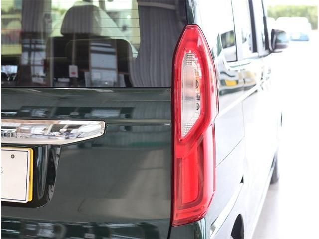 Honda N BOX 2023-08 189872-25